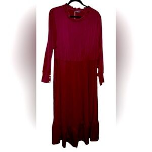 🌹 NWT! Burgundy Long Sleeve Dress